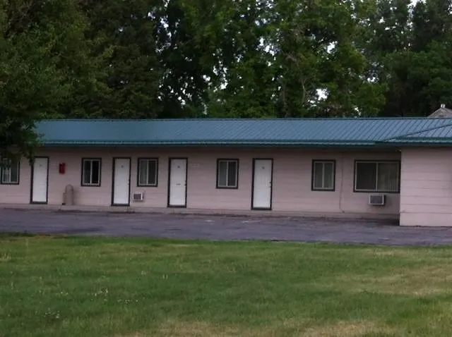 Silver Spur Motel 2*